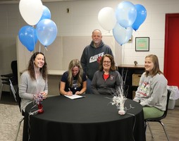 SF Senior Kara Hollingsworth signs with Missouri Baptist University